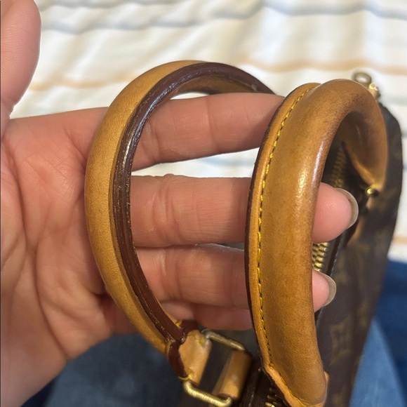 Louis Vuitton Mini HL - Picture 3 of 12